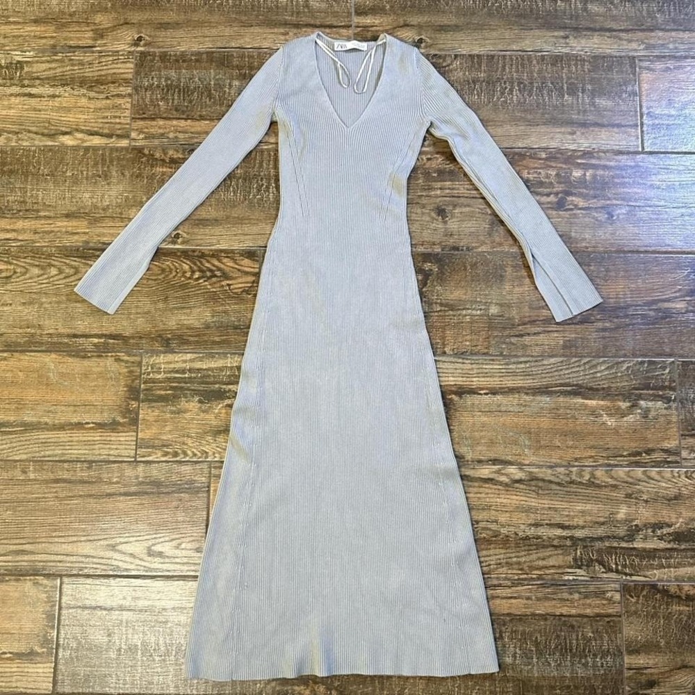 Zara Ribbed Knit Maxi Dress Gray V-Neck Long Sleeve Women's Small